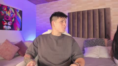 Snapshot of anniie_and_alex chatting on January 25, 2025, 12:58 pm Annie Alex online show from January 25, 2025, 12:58 pm