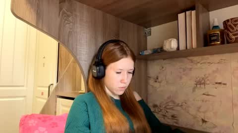 Kira online show from April 7, 2026, 7:31 am