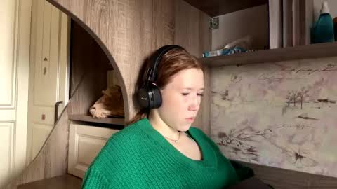 Kira online show from April 12, 2026, 7:24 am