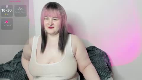 Snapshot of annnott chatting on June 22, 2026, 10:34 am Ann online show from June 22, 2026, 10:34 am
