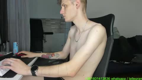 Snapshot of annonimsick chatting on September 10, 2025, 9:53 am online show from September 10, 2025, 9:53 am