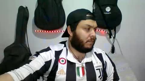 Snapshot of annubixxx69 chatting on February 2, 2026, 4:33 am lion kennedy independent model moderator online show from February 2, 2026, 4:33 am