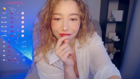 Snapshot of annvegga chatting on October 3, 2025, 1:08 pm Ann online show from October 3, 2025, 1:08 pm