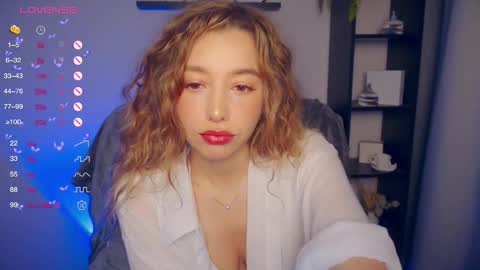 Snapshot of annvegga chatting on October 9, 2025, 4:38 pm Ann online show from October 9, 2025, 4:38 pm