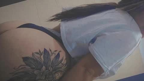 Snapshot of anny_louis chatting on January 12, 2025, 2:03 am ANNY LOUIS online show from January 12, 2025, 2:03 am