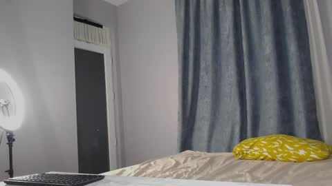 Snapshot of anny_meow chatting on February 6, 2025, 3:31 pm Ann My current schedule is below online show from February 6, 2025, 3:31 pm