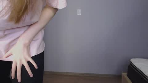 Snapshot of anny_meow chatting on February 8, 2025, 2:36 am Ann My current schedule is below online show from February 8, 2025, 2:36 am