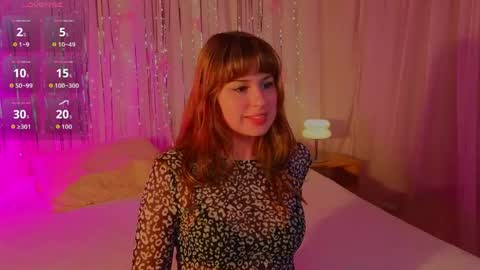 Snapshot of anny_ray_ chatting on April 29, 2026, 10:05 pm Anny online show from April 29, 2026, 10:05 pm