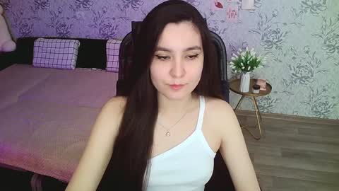 Snapshot of anny_shine chatting on December 28, 2024, 3:26 pm Annie online show from December 28, 2024, 3:26 pm