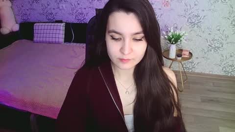 Snapshot of anny_shine chatting on January 5, 2025, 1:03 am Annie online show from January 5, 2025, 1:03 am