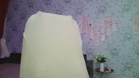 Snapshot of anny_shine chatting on March 11, 2025, 5:02 pm Annie online show from March 11, 2025, 5:02 pm