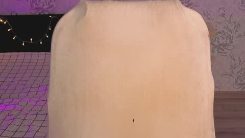 Annie online show from April 9, 2026, 6:19 am