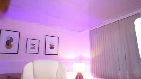 Ana online show from April 16, 2026, 11:44 am