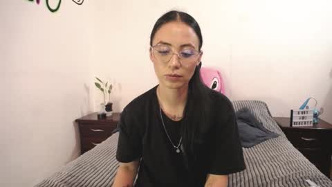 Anny online show from March 7, 2025, 12:04 am