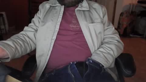 Snapshot of anontraveller chatting on November 24, 2025, 1:27 am anontraveller online show from November 24, 2025, 1:27 am