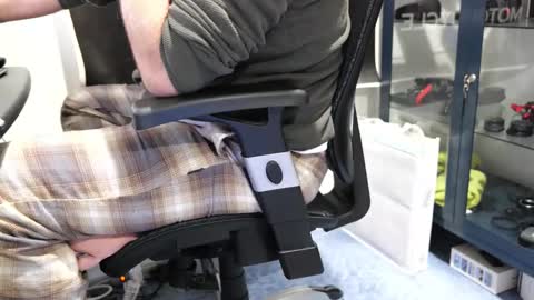 Snapshot of anonycock7 chatting on December 22, 2025, 2:36 pm D online show from December 22, 2025, 2:36 pm