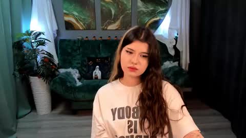 Snapshot of anoradark chatting on November 5, 2025, 7:03 pm Anora online show from November 5, 2025, 7:03 pm