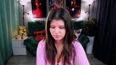 Anora online show from December 18, 2025, 6:36 pm