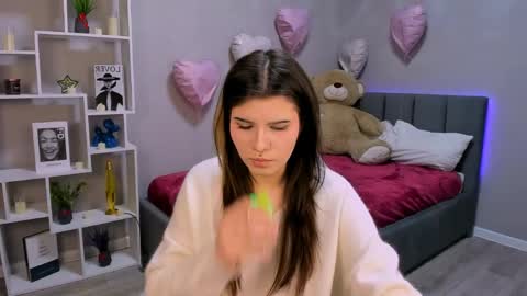 Anora online show from March 20, 2026, 6:35 pm