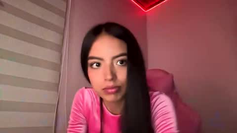 Snapshot of anotella_aa chatting on November 24, 2025, 11:26 pm anotella_aa online show from November 24, 2025, 11:26 pm