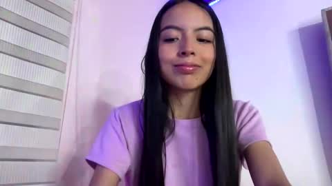 Snapshot of anotella_aa chatting on December 1, 2025, 11:32 pm anotella_aa online show from December 1, 2025, 11:32 pm