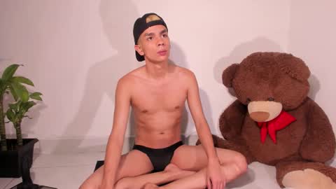 Jordan Mateo online show from January 8, 2026, 10:17 am