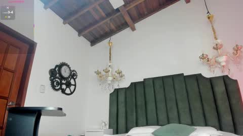 Snapshot of anthonela_russo chatting on October 11, 2025, 4:01 am anthonela online show from October 11, 2025, 4:01 am