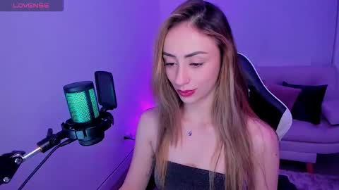 Snapshot of anthonelaa777 chatting on October 11, 2025, 12:32 am Anthonela online show from October 11, 2025, 12:32 am