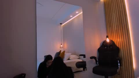 Snapshot of anthonellasweet_ chatting on October 8, 2025, 11:19 am Anthonella Sweet online show from October 8, 2025, 11:19 am