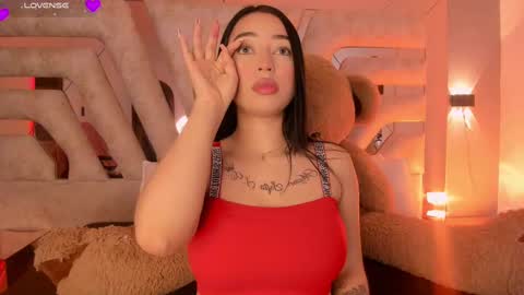 Snapshot of anthonellasweet_ chatting on October 17, 2025, 12:08 pm Anthonella Sweet online show from October 17, 2025, 12:08 pm