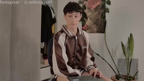 TONY NEW ACCOUNT online show from September 12, 2025, 11:48 pm