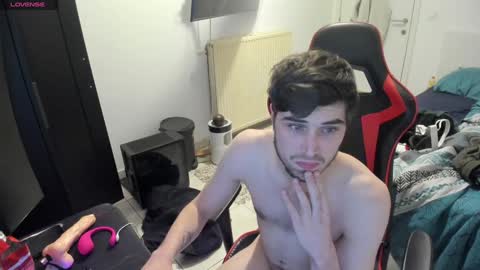 Snapshot of anthonyloveseks chatting on February 8, 2025, 5:50 pm Anthony online show from February 8, 2025, 5:50 pm