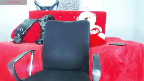anthotrans_bigcock online show from June 11, 2026, 2:53 am