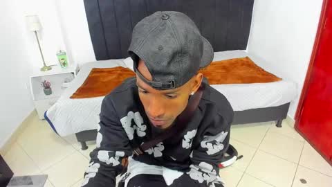 Snapshot of anthoy_wayans chatting on January 19, 2025, 7:04 pm online show from January 19, 2025, 7:04 pm