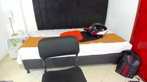       online show from January 24, 2025, 11:02 pm