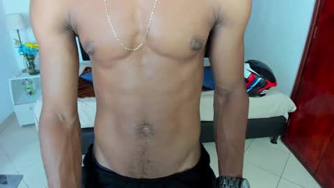 Snapshot of anthoy_wayans chatting on February 8, 2025, 12:49 am online show from February 8, 2025, 12:49 am