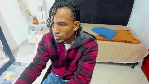 Snapshot of anthoy_wayans chatting on February 22, 2025, 12:16 am online show from February 22, 2025, 12:16 am