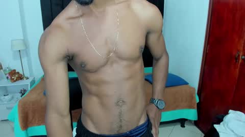 Snapshot of anthoy_wayans chatting on February 26, 2025, 12:16 am online show from February 26, 2025, 12:16 am