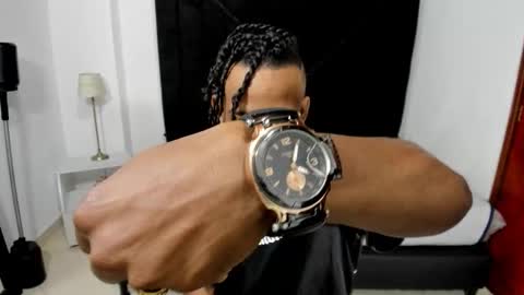 Snapshot of anthoy_wayans chatting on September 13, 2025, 12:43 am online show from September 13, 2025, 12:43 am