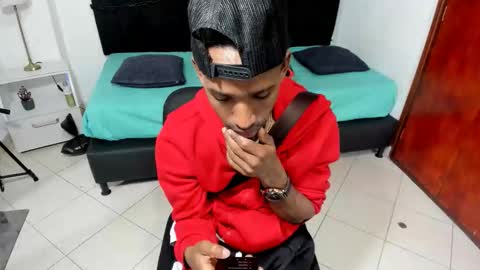 Snapshot of anthoy_wayans chatting on September 19, 2025, 1:18 am online show from September 19, 2025, 1:18 am