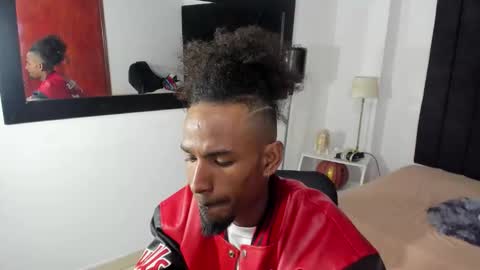 Snapshot of anthoy_wayans chatting on October 25, 2025, 12:29 am online show from October 25, 2025, 12:29 am