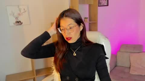 Snapshot of antoneella__ chatting on September 11, 2025, 12:05 pm Antonella online show from September 11, 2025, 12:05 pm