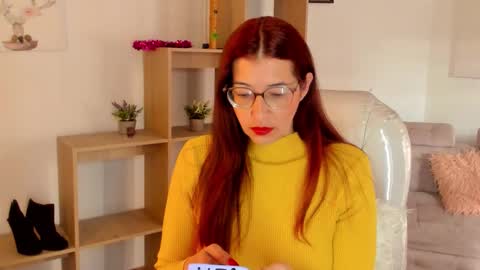 Snapshot of antoneella__ chatting on October 20, 2025, 12:16 pm Antonella online show from October 20, 2025, 12:16 pm