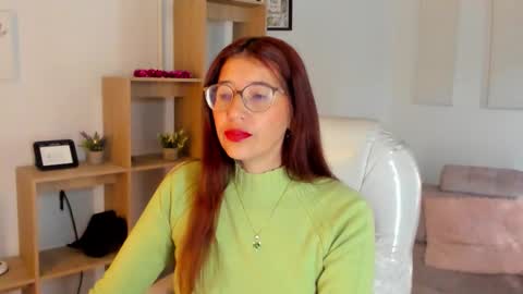 Snapshot of antoneella__ chatting on November 8, 2025, 12:05 pm Antonella online show from November 8, 2025, 12:05 pm