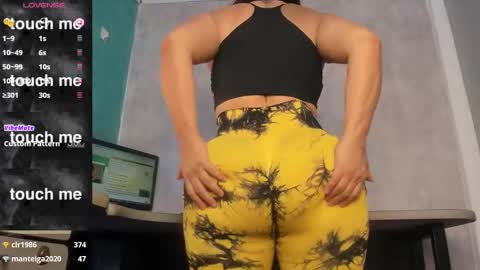 Snapshot of antonela85 chatting on December 22, 2024, 11:41 pm antonella online show from December 22, 2024, 11:41 pm