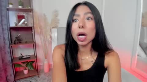 Snapshot of antonelabella chatting on September 18, 2025, 3:14 pm Antonela online show from September 18, 2025, 3:14 pm