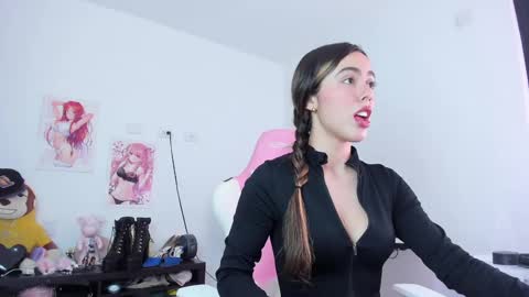 Snapshot of antonella_28_ chatting on September 20, 2025, 10:33 pm Antonella online show from September 20, 2025, 10:33 pm