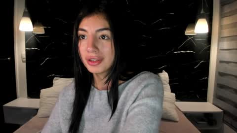 Snapshot of antonella__rouse chatting on December 22, 2024, 7:44 am Antonella online show from December 22, 2024, 7:44 am