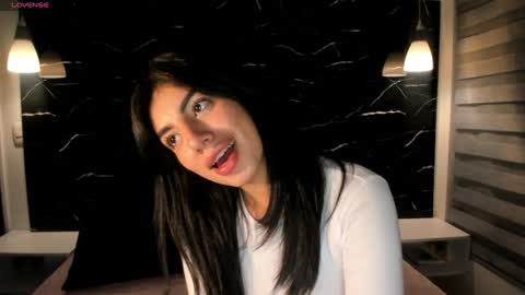 Snapshot of antonella__rouse chatting on December 27, 2024, 4:26 am Antonella online show from December 27, 2024, 4:26 am