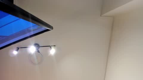 Snapshot of antonella__rouse chatting on March 6, 2025, 9:09 pm Antonella online show from March 6, 2025, 9:09 pm